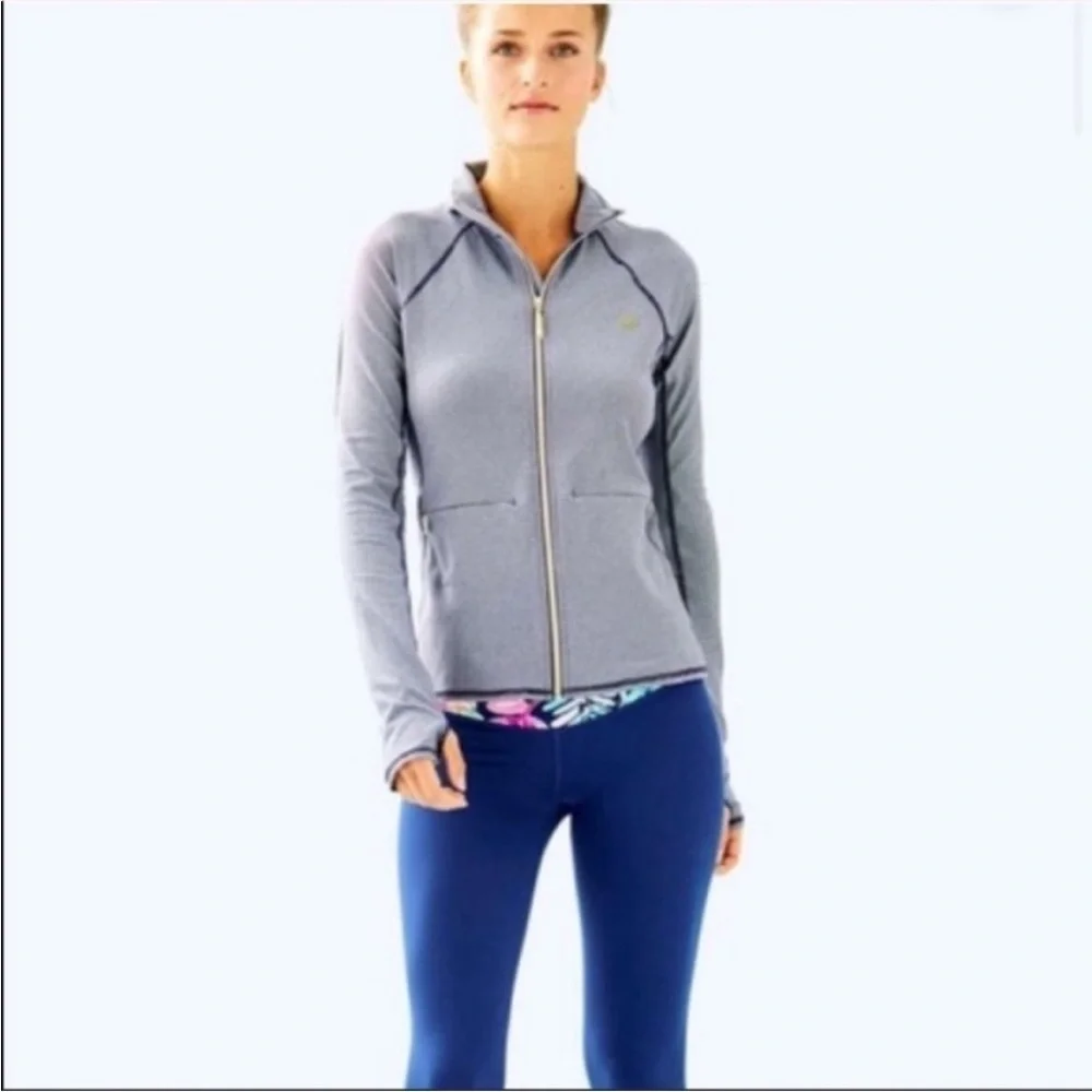 NWOT Lilly Pulitzer Kapti Luxletic Strie Full Zip Jacket in Navy and White Sz L - Picture 2 of 9
